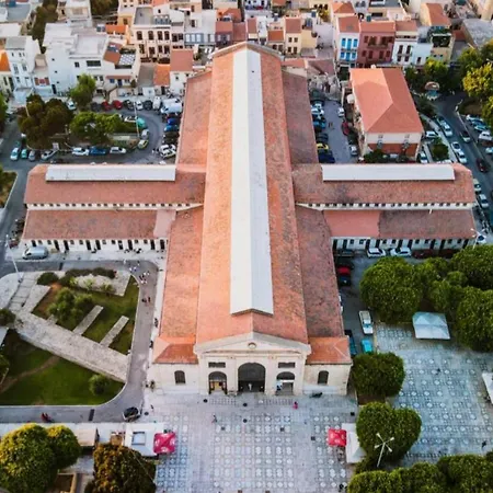 Metropolitan Pearl Boutique Hotel 4*